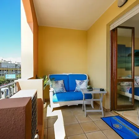 Apartment Uno Sguardo Sul Mare - -