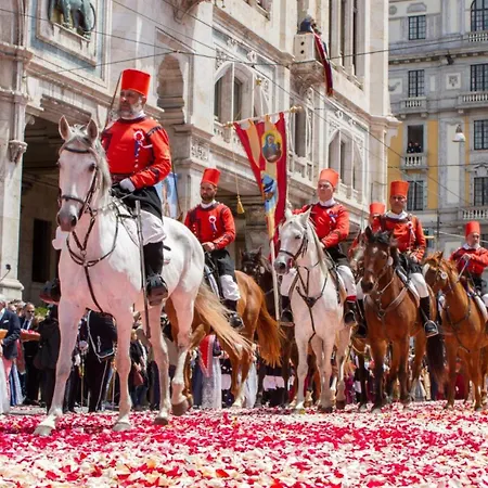 アパート Uno Sguardo Sul Mare - - *