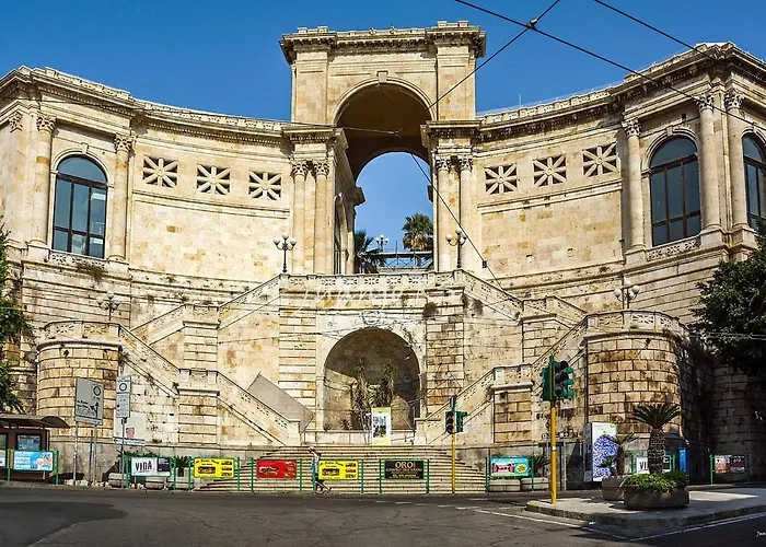 Apartment Uno Sguardo Sul Mare - - *